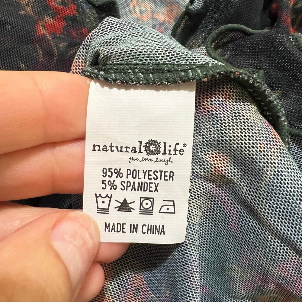 Natural Life dark floral mesh button front cropped blouse NEW SMALL - Picture 5 of 6